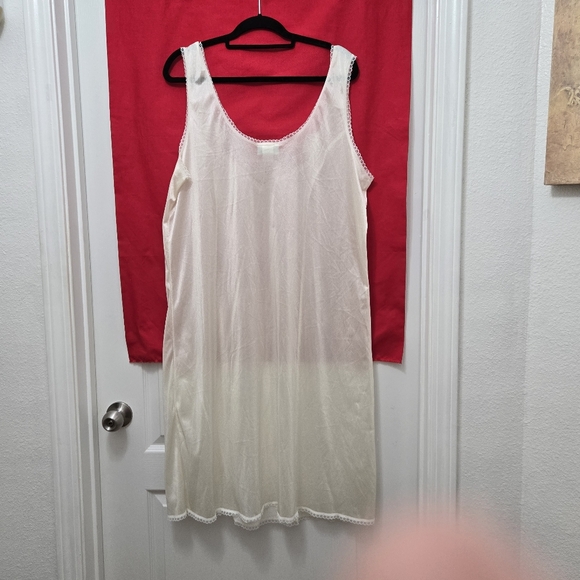 ``D25773 Blair Off White Maxi Slip - Picture 2 of 6